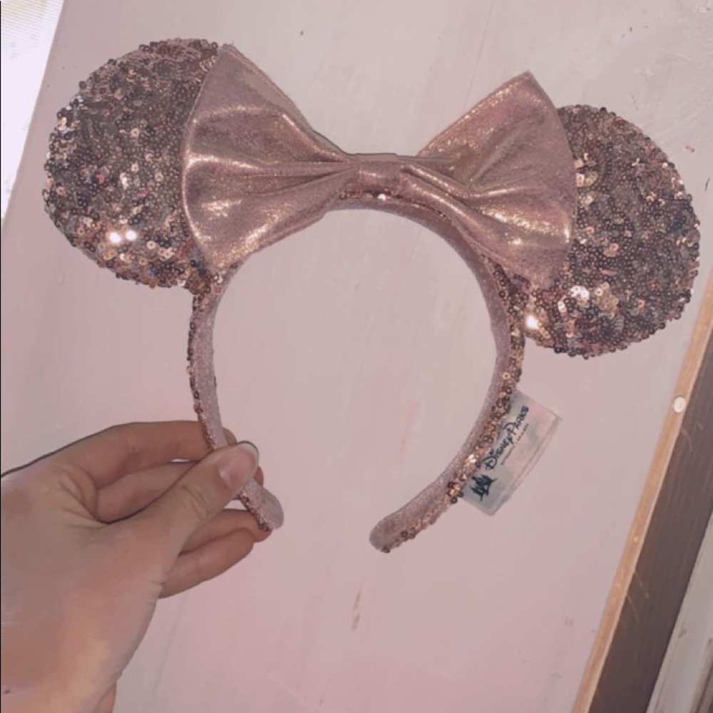 Rose gold minnie ears